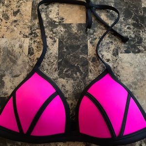 Victoria’s Secret Pink Triangle Bikini Top Medium